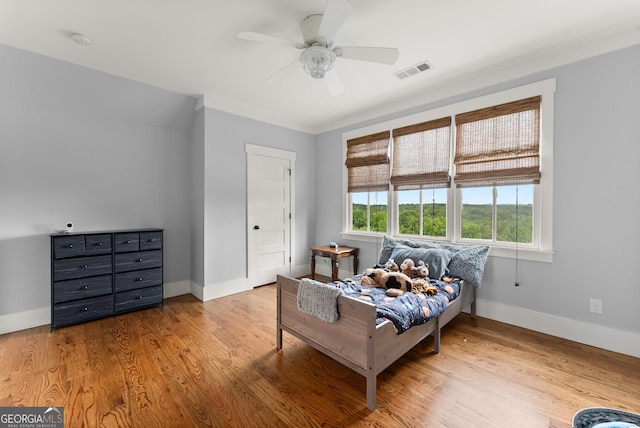 429 Hubert Harris Rd, Cornelia, GA 30531 - sitting room featuring wood finished floors and ceiling fan