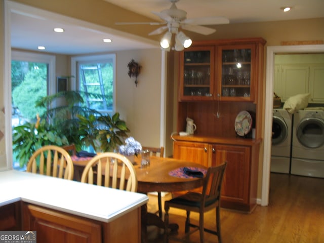 4098 Nancy Creek Way NE, Brookhaven, GA 30319 - dining area with washer and clothes dryer, a ceiling fan, light wood-style flooring, and recessed lighting