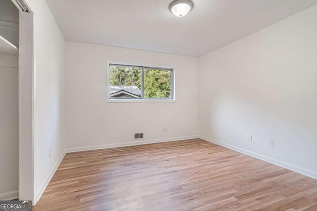 1260 Fork Creek Trl, Decatur, GA 30033 - empty room with light wood-style flooring