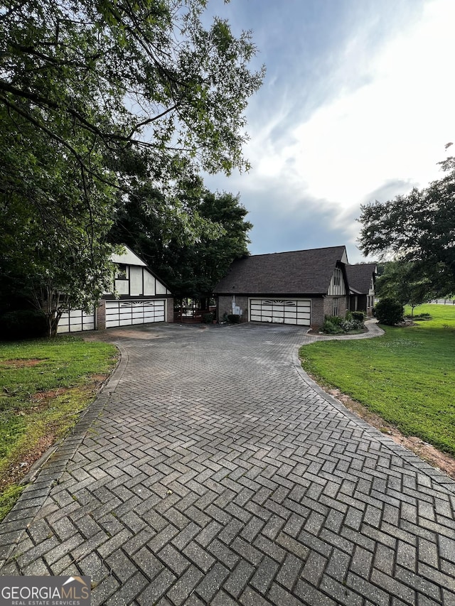 186 Kingston Rd, Colbert, GA 30628 - view of front facade featuring a front lawn