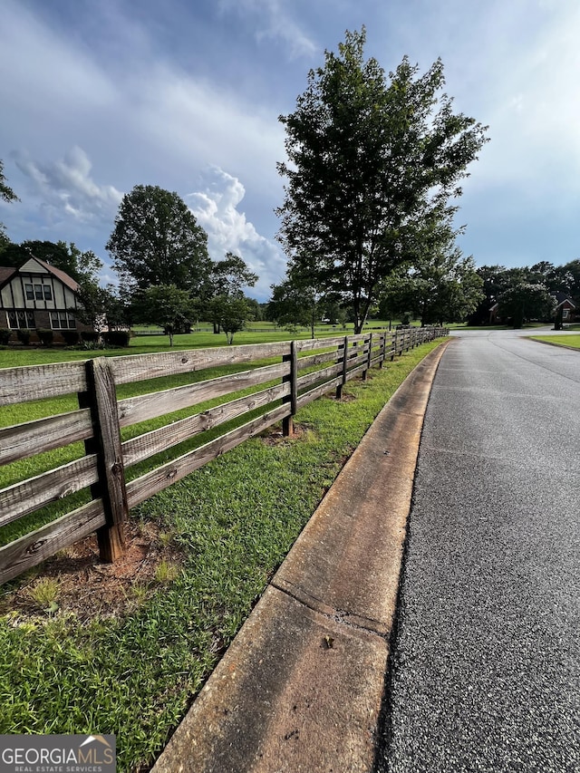 186 Kingston Rd, Colbert, GA 30628 - view of asphalt street