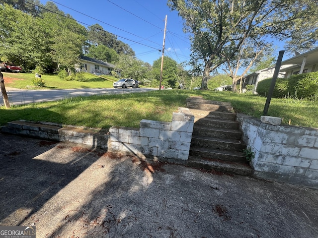 7128 Lady Heidi Ct, Jonesboro, GA 30236 - view of grassy yard