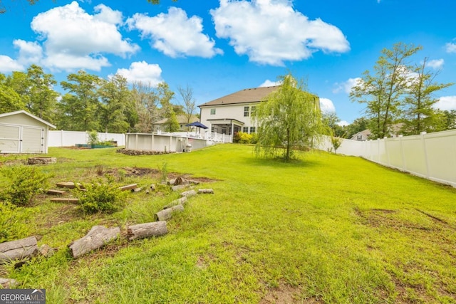 89 Crestview Dr, Guyton, GA 31312 - fenced backyard featuring a swimming pool