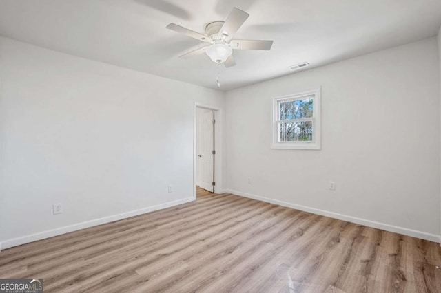 5153 Westbrook Pl, Union City, GA 30291 - unfurnished room featuring light wood-style floors and a ceiling fan