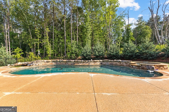 150 Dean Dr, Tyrone, GA 30290 - view of pool featuring a pool with connected hot tub and a patio area