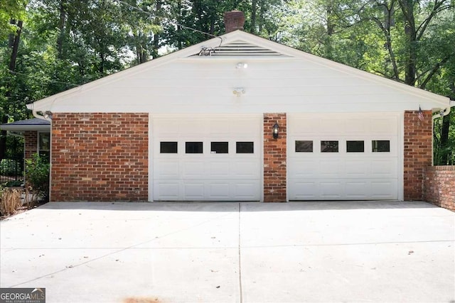 2179 Mountclaire Ct, Stone Mountain, GA 30087 - view of garage