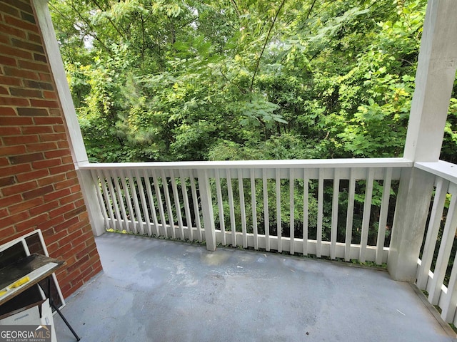 1392 Orchard Park Dr, Stone Mountain, GA 30083 - view of patio