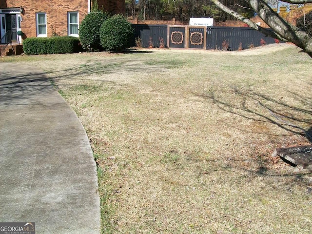 250 Tommy Aaron Dr, Gainesville, GA 30506 - view of green lawn