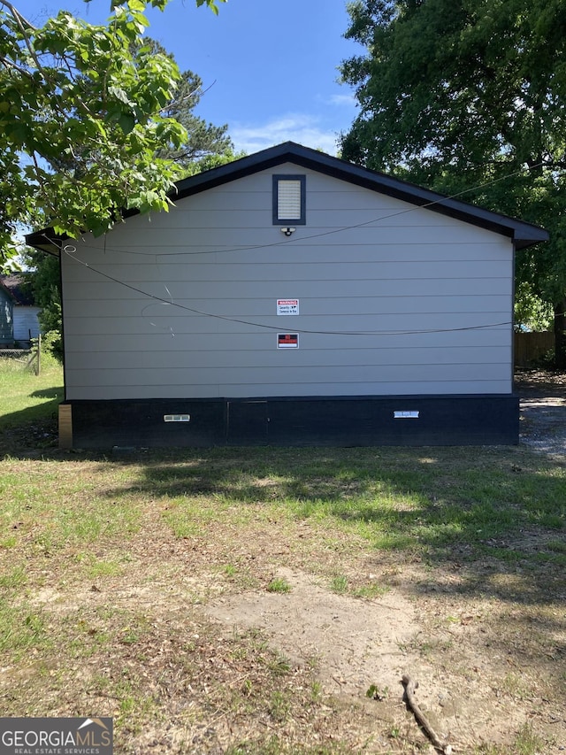 2960 Churchill St, Macon, GA 31204 - view of side of property with crawl space