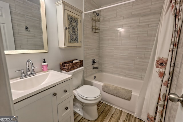 33 Berkshire Ln, Dillard, GA 30537 - bathroom featuring shower / tub combo, vanity, and wood finished floors
