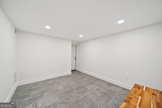 685 Pinecrest Dr, Athens, GA 30605 - spare room featuring recessed lighting and baseboards