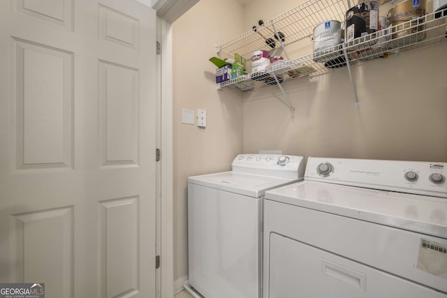 400 17th St NW Unit 2308, Atlanta, GA 30363 - laundry room with washer and dryer