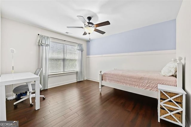 5825 Trailwood Ct, Suwanee, GA 30024 - bedroom featuring wood finished floors and a ceiling fan