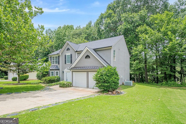4959 Abbotts Glen Trl NW, Acworth, GA 30101 - traditional-style home with concrete driveway, a front lawn, roof with shingles, and an attached garage