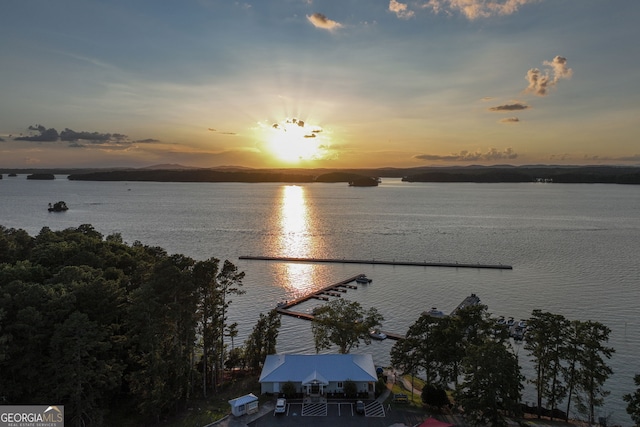 6590 Lights Ferry Rd, Flowery Branch, GA 30542 - water view