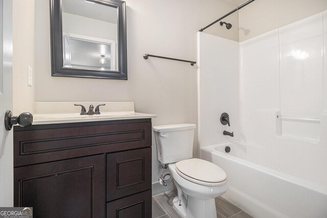 7691 Brazos Trl, Fairburn, GA 30213 - full bathroom with vanity and shower / bathtub combination