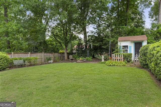 1036 Oxford Rd NE, Atlanta, GA 30306 - view of yard with a storage unit