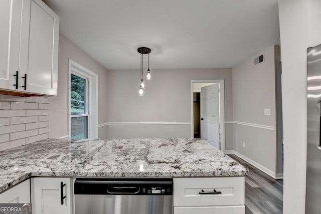 6221 Willow Run Rd, Peachtree Corners, GA 30092 - kitchen featuring dishwasher and white cabinets