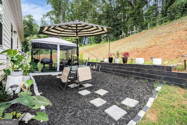 176 Malbone St SW, Cartersville, GA 30120 - view of yard with a gazebo
