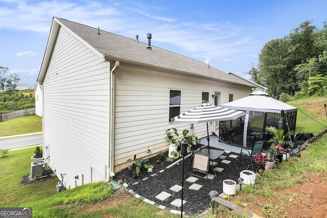 176 Malbone St SW, Cartersville, GA 30120 - back of house featuring a gazebo, a patio, a shingled roof, and a yard