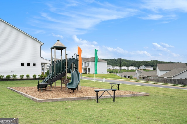 176 Malbone St SW, Cartersville, GA 30120 - communal playground featuring a lawn and a residential view