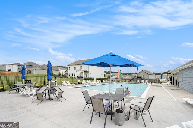 176 Malbone St SW, Cartersville, GA 30120 - community pool featuring a residential view and a patio area