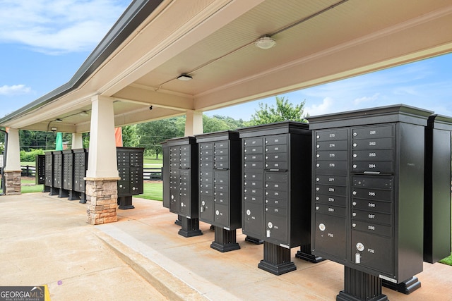 176 Malbone St SW, Cartersville, GA 30120 - view of home's community featuring mail area