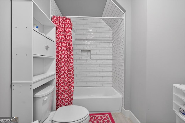 2112 Meadowood Cv, Monroe, GA 30655 - full bath with toilet and shower / tub combo with curtain