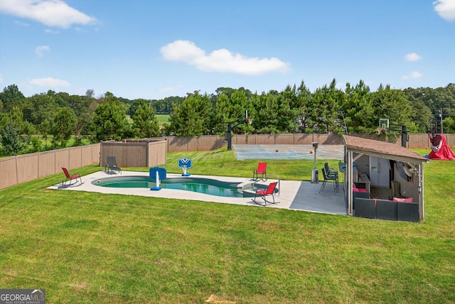 2112 Meadowood Cv, Monroe, GA 30655 - view of yard featuring a patio area