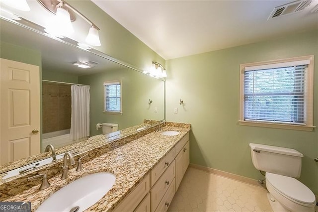 5754 Denton Cir, Peachtree Corners, GA 30092