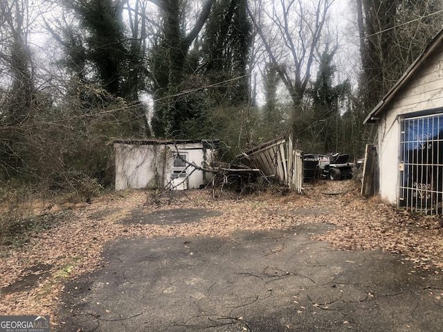 702 Emily Pl NW Unit 0, Atlanta, GA 30318 - view of yard featuring a shed