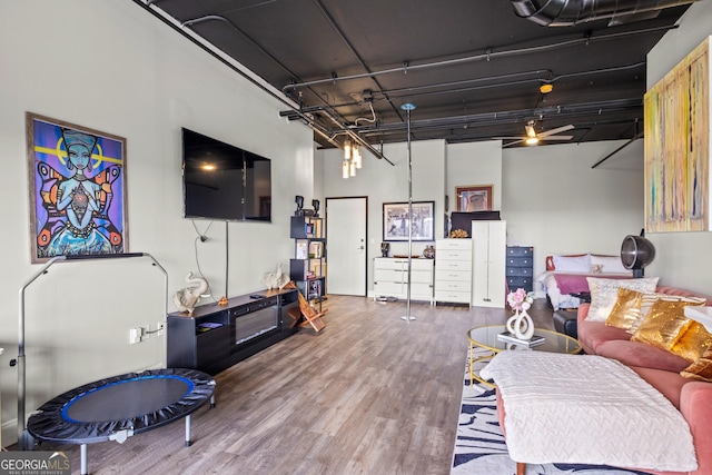 120 Ralph Mcgill Blvd NE Apt 1409, Atlanta, GA 30308 - living room featuring wood finished floors