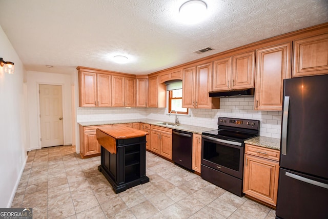 125 Point View Ct, Tyrone, GA 30290 - kitchen featuring black appliances, wooden counters, backsplash, under cabinet range hood, and arched walkways