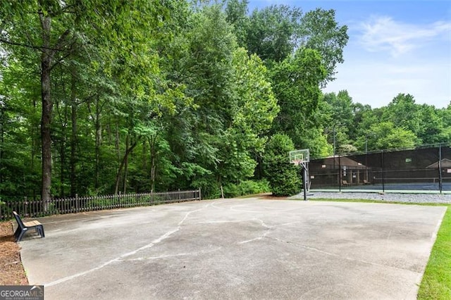 4401 Madison Woods Dr NW Unit 4401, Marietta, GA 30064 - view of basketball court featuring a tennis court and community basketball court