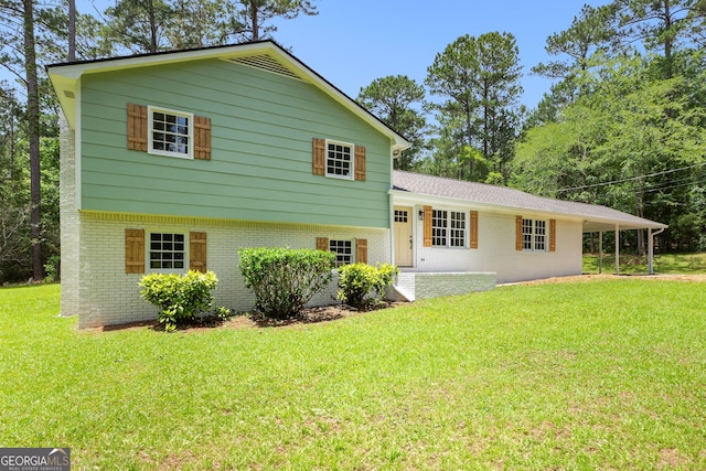 223 Pinehaven Dr, Lagrange, GA 30240 - view of front of house with brick siding and a front lawn