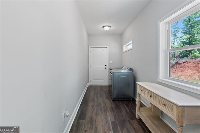 2716 Taylorsville Rd, Taylorsville, GA 30178 - laundry room featuring dark wood-type flooring and independent washer and dryer