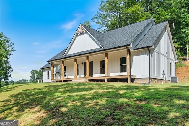 2716 Taylorsville Rd, Taylorsville, GA 30178 - view of front of property featuring a shingled roof, a front lawn, and covered porch
