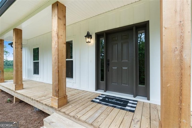2716 Taylorsville Rd, Taylorsville, GA 30178 - property entrance with board and batten siding