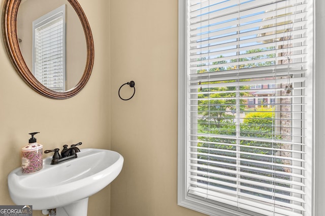 51 Stonebridge Way, Newnan, GA 30265 - bathroom featuring a sink