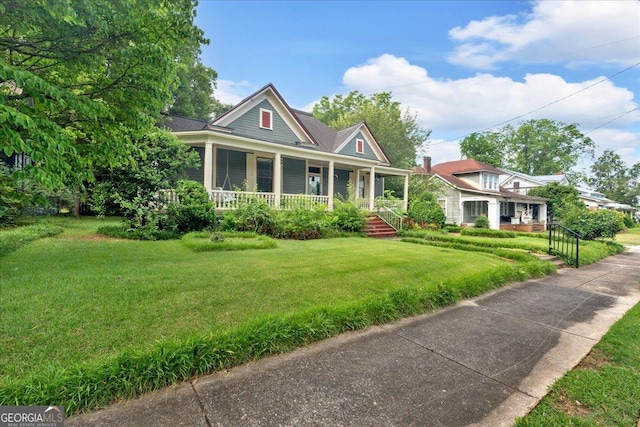 226 Noyes St, Cedartown, GA 30125 - view of front of property with covered porch and a front lawn