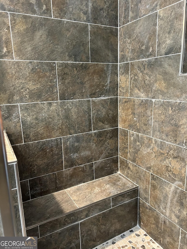 6722 Blue Heron Way, Flowery Branch, GA 30542 - full bathroom with a tile shower