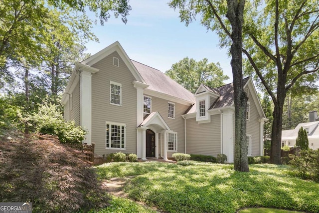 2375 Hyde Park Ct NW, Atlanta, GA 30318 - view of front facade with a front yard