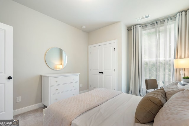 510 Walden Glen Ln, Alpharetta, GA 30004 - bedroom with light colored carpet and a closet