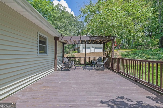 2095 Honeysuckle Dr, Cumming, GA 30040 - deck with a pergola