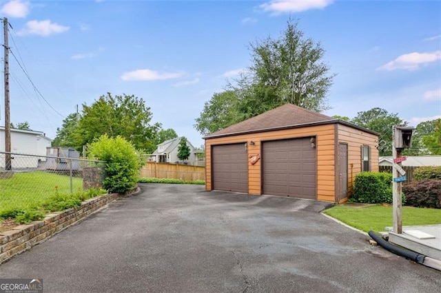 303 Hardee St, Dallas, GA 30132 - view of detached garage