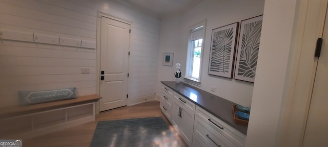 1330 Jackson Ridge Rd, Greensboro, GA 30642 - mudroom with wood finished floors