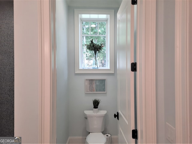 1330 Jackson Ridge Rd, Greensboro, GA 30642 - bathroom featuring toilet and baseboards