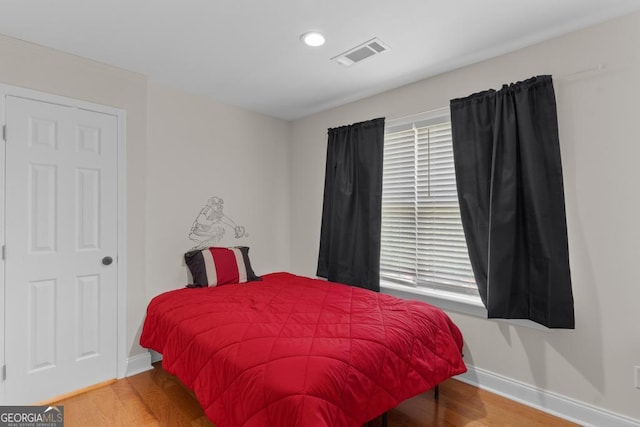1413 N Walkers Mill Rd, Griffin, GA 30223 - bedroom with wood finished floors and recessed lighting