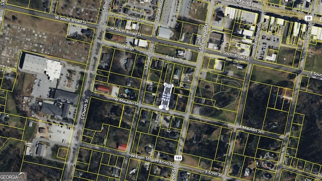 104 W Mauldin St, Walhalla, SC 29691 - aerial overview of property's location with property boundaries highlighted
