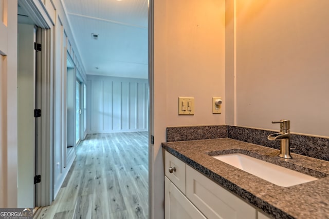 899 Ridge Pointe Way, Blairsville, GA 30512 - bathroom featuring wood finished floors and vanity